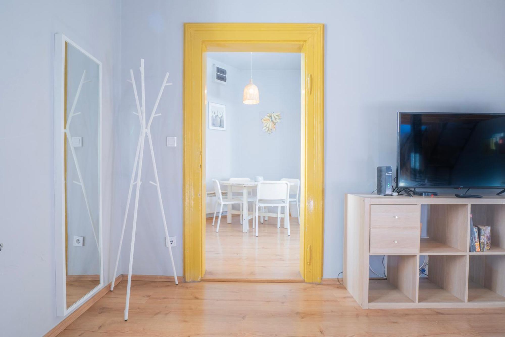 Klau10 Studio Apartment In Party District. Budapest Ngoại thất bức ảnh